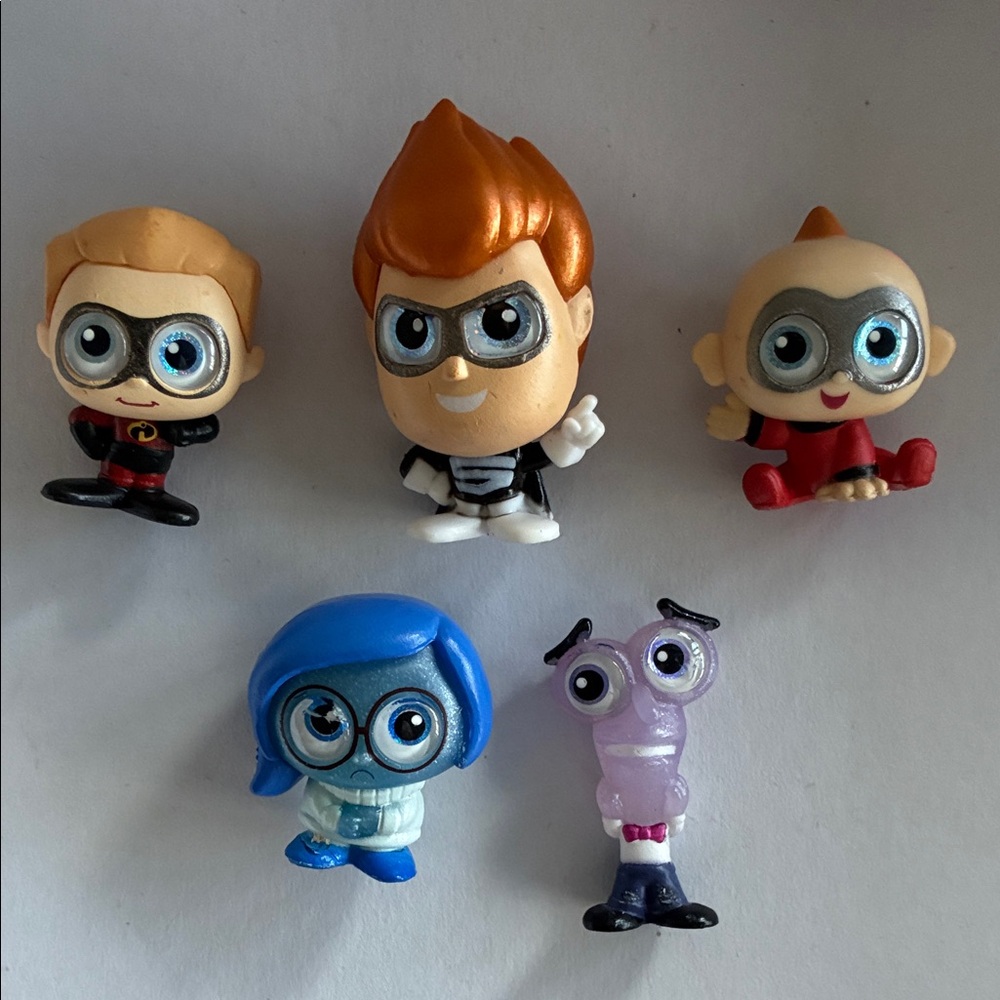 Disney Pixar Doorables Mini Figures (5) Incredibles/ Inside Out